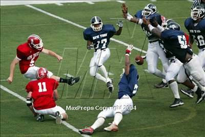 Thumbnail 3 in 2004 Governor's Bowl All-Star Classic photogallery.