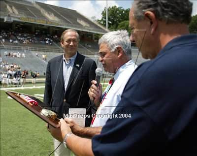 Thumbnail 2 in 2004 Governor's Bowl All-Star Classic photogallery.