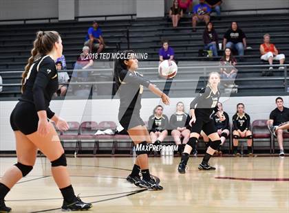 Thumbnail 2 in Clinton @ Perryville photogallery.