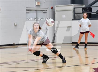 Thumbnail 3 in Clinton @ Perryville photogallery.