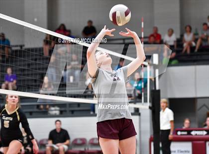 Thumbnail 3 in Clinton @ Perryville photogallery.