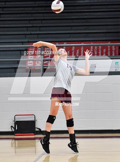 Thumbnail 2 in Clinton @ Perryville photogallery.
