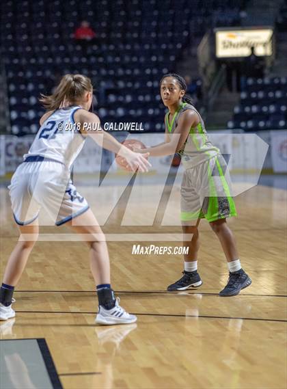 Thumbnail 3 in Beamer vs. Lynden Christian photogallery.