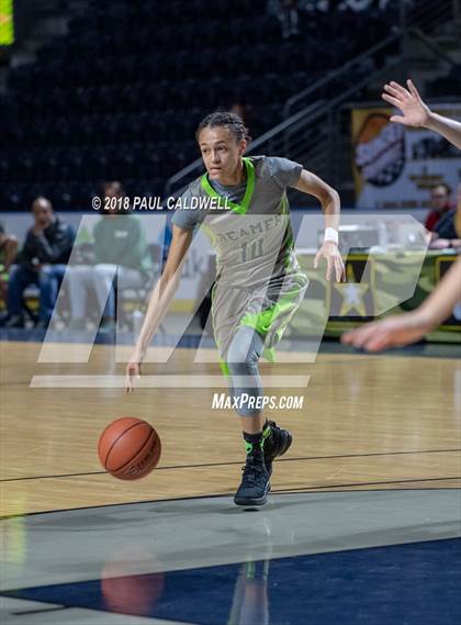 Thumbnail 3 in Beamer vs. Lynden Christian photogallery.