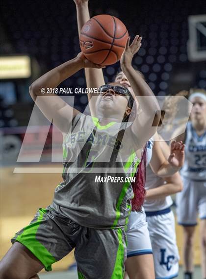 Thumbnail 3 in Beamer vs. Lynden Christian photogallery.