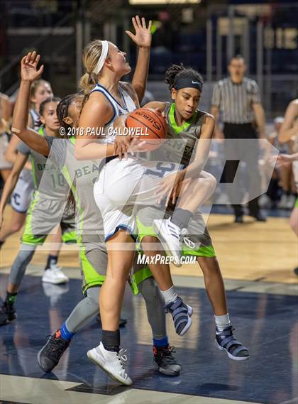 Thumbnail 3 in Beamer vs. Lynden Christian photogallery.