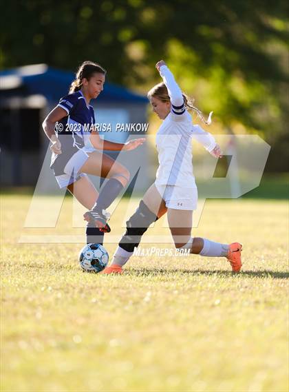 Thumbnail 1 in Bishop Grimes vs Fabius Pompey photogallery.