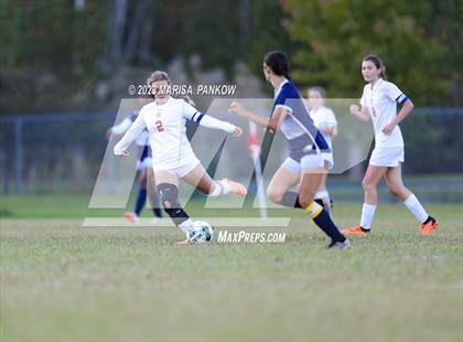 Thumbnail 2 in Bishop Grimes vs Fabius Pompey photogallery.