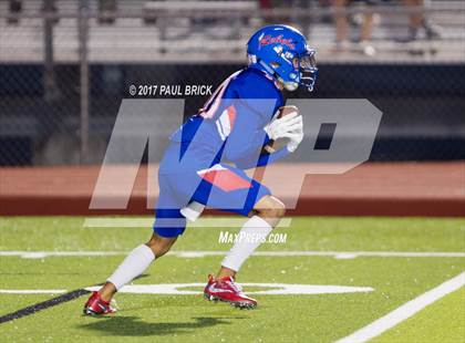 Thumbnail 2 in Westlake vs. Hays photogallery.
