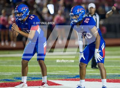 Thumbnail 2 in Westlake vs. Hays photogallery.