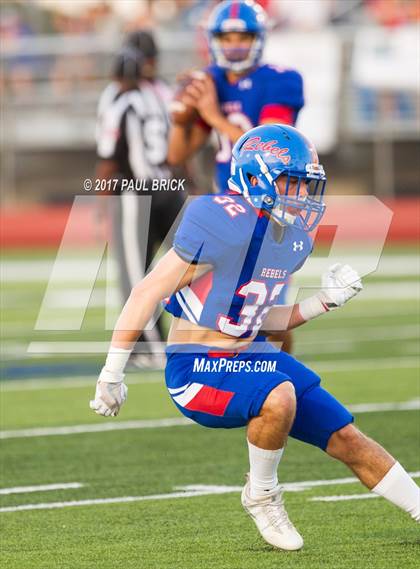 Thumbnail 2 in Westlake vs. Hays photogallery.