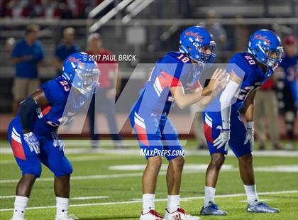 Thumbnail 1 in Westlake vs. Hays photogallery.