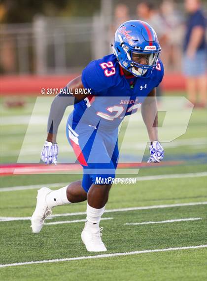 Thumbnail 3 in Westlake vs. Hays photogallery.
