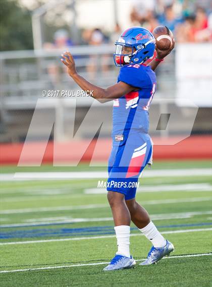Thumbnail 1 in Westlake vs. Hays photogallery.