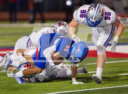 Thumbnail 2 in Westlake vs. Hays photogallery.