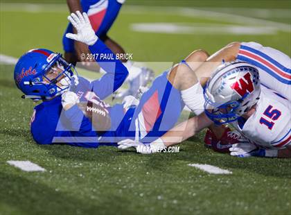 Thumbnail 2 in Westlake vs. Hays photogallery.