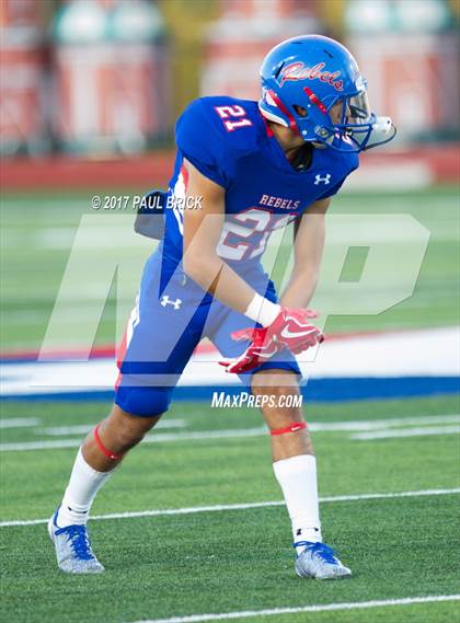 Thumbnail 1 in Westlake vs. Hays photogallery.