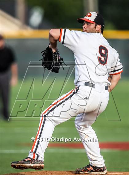 Thumbnail 1 in Rockwall vs. White [W T] (UIL 6A Region II Area Playoff Game) photogallery.