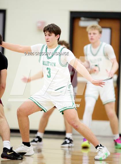 Thumbnail 2 in Callisburg vs Valley View photogallery.
