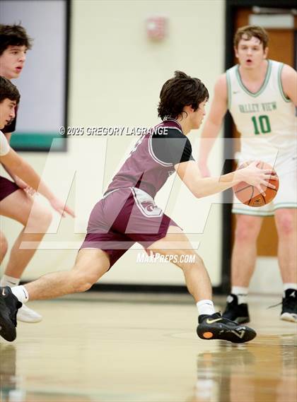 Thumbnail 1 in Callisburg vs Valley View photogallery.