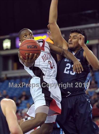 Thumbnail 1 in Oakmont vs. Fairfield (CIF SJS D2 Playoffs) photogallery.