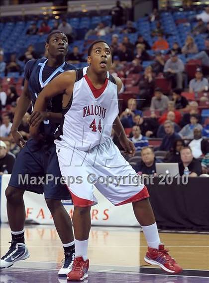 Thumbnail 2 in Oakmont vs. Fairfield (CIF SJS D2 Playoffs) photogallery.