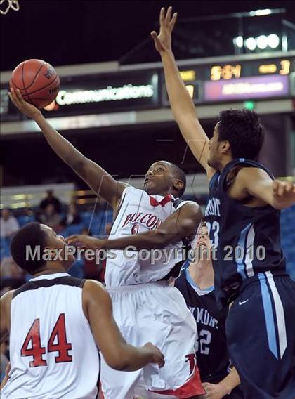 Thumbnail 2 in Oakmont vs. Fairfield (CIF SJS D2 Playoffs) photogallery.