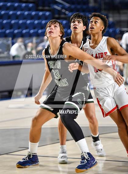 Thumbnail 1 in Bellaire v Stratford (UIL 6A Bi-District Playoff) photogallery.