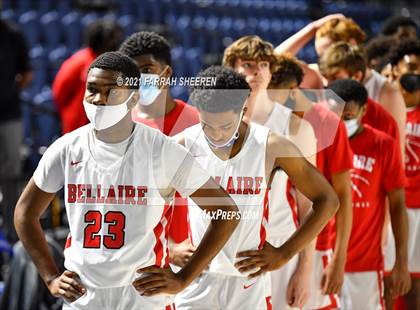 Thumbnail 3 in Bellaire v Stratford (UIL 6A Bi-District Playoff) photogallery.