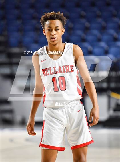 Thumbnail 2 in Bellaire v Stratford (UIL 6A Bi-District Playoff) photogallery.