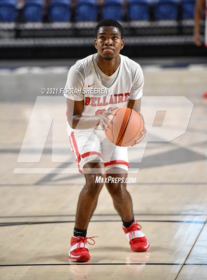 Thumbnail 2 in Bellaire v Stratford (UIL 6A Bi-District Playoff) photogallery.