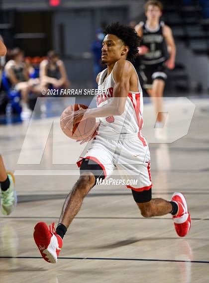 Thumbnail 1 in Bellaire v Stratford (UIL 6A Bi-District Playoff) photogallery.