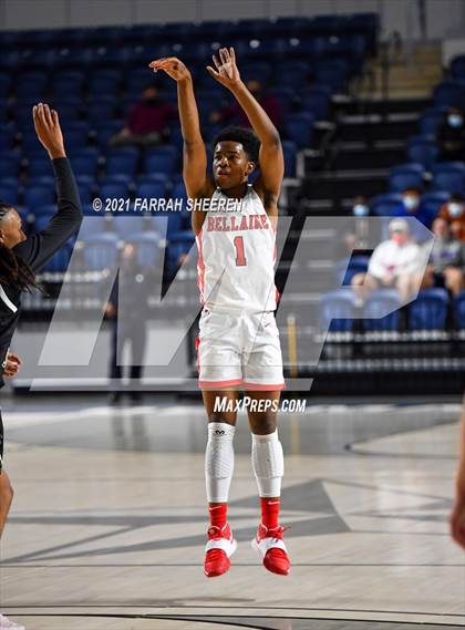Thumbnail 1 in Bellaire v Stratford (UIL 6A Bi-District Playoff) photogallery.