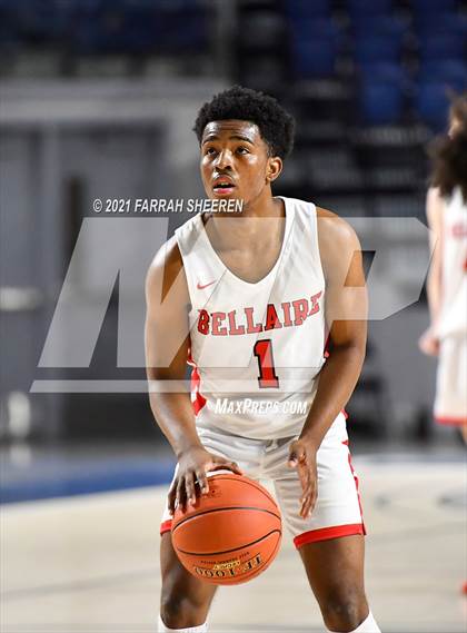 Thumbnail 3 in Bellaire v Stratford (UIL 6A Bi-District Playoff) photogallery.