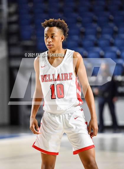 Thumbnail 1 in Bellaire v Stratford (UIL 6A Bi-District Playoff) photogallery.