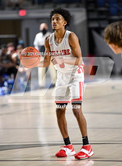 Thumbnail 1 in Bellaire v Stratford (UIL 6A Bi-District Playoff) photogallery.