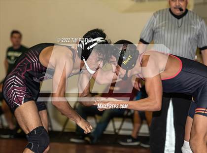Thumbnail 1 in Ayala Varsity Tournament photogallery.