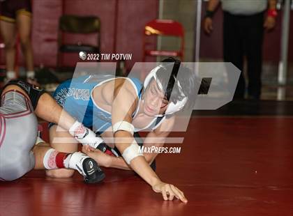 Thumbnail 3 in Ayala Varsity Tournament photogallery.