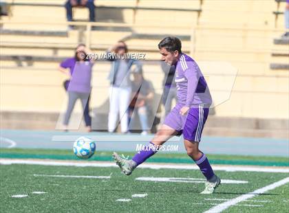 Thumbnail 2 in Legacy vs. Chavez (CIF LACS Division III Final) photogallery.