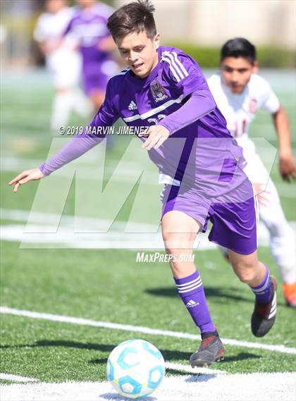 Thumbnail 2 in Legacy vs. Chavez (CIF LACS Division III Final) photogallery.