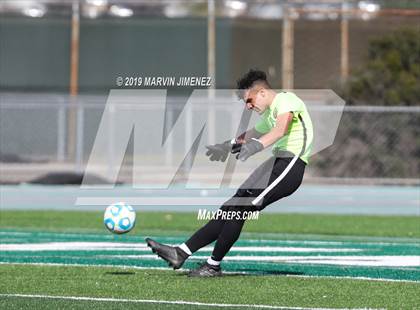 Thumbnail 1 in Legacy vs. Chavez (CIF LACS Division III Final) photogallery.