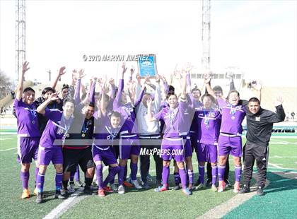 Thumbnail 2 in Legacy vs. Chavez (CIF LACS Division III Final) photogallery.