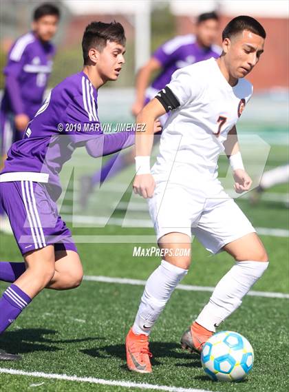 Thumbnail 2 in Legacy vs. Chavez (CIF LACS Division III Final) photogallery.