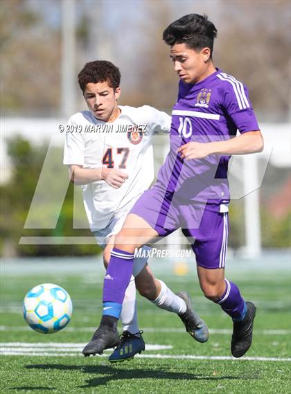 Thumbnail 2 in Legacy vs. Chavez (CIF LACS Division III Final) photogallery.