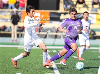 Thumbnail 1 in Legacy vs. Chavez (CIF LACS Division III Final) photogallery.