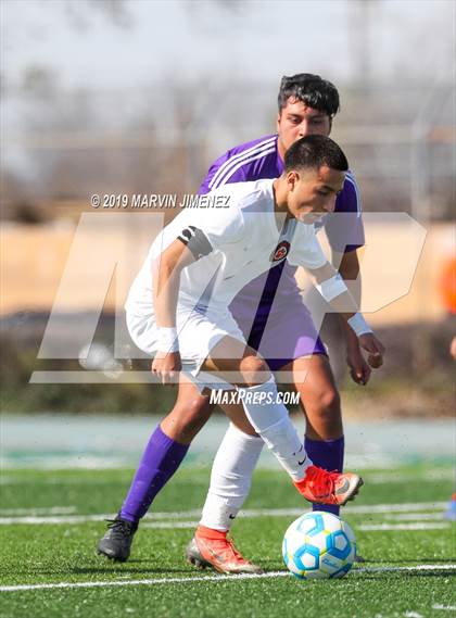 Thumbnail 2 in Legacy vs. Chavez (CIF LACS Division III Final) photogallery.