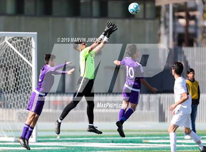 Thumbnail 2 in Legacy vs. Chavez (CIF LACS Division III Final) photogallery.