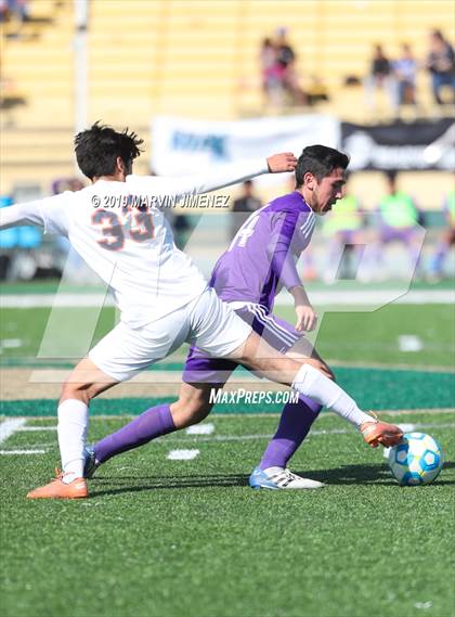 Thumbnail 2 in Legacy vs. Chavez (CIF LACS Division III Final) photogallery.