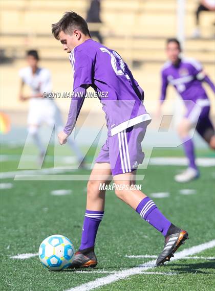 Thumbnail 2 in Legacy vs. Chavez (CIF LACS Division III Final) photogallery.
