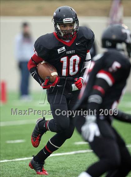 Thumbnail 2 in Stony Point vs. Trinity (Texas 5A D1 Semifinals) photogallery.